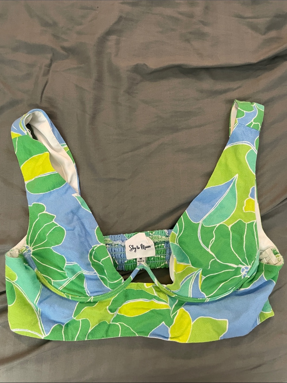 Stye & Moon Green Blue Floral Crop Top
